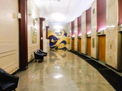 Free Parking! Downtown King Suite Lucas Oil- Conv Center Skywalk#1 Індіанаполіс Екстер'єр фото